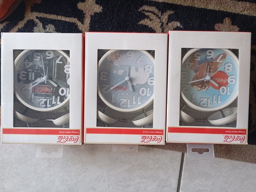Coca cola tre - tre, sveglie/orologio
